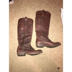 FRYE Women's Carson Lug Riding Boot